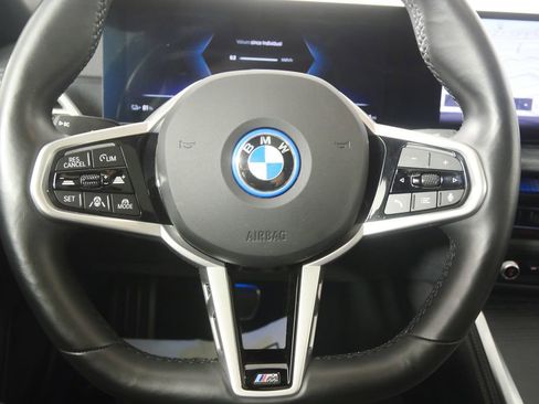 Used 2025 BMW i4 xDrive40i w/ M Sport Package image 22