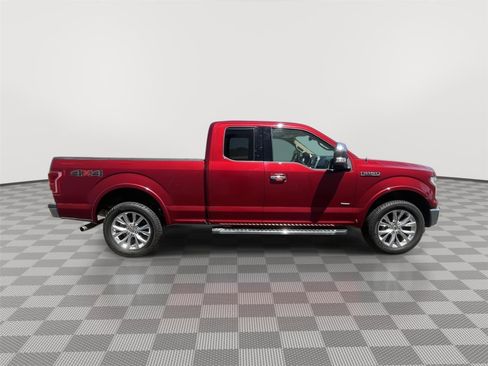 Used 2016 Ford F150 Lariat w/ Equipment Group 502A Luxury AWD/4WD image 4