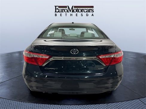 Used 2015 Toyota Camry XSE image 4