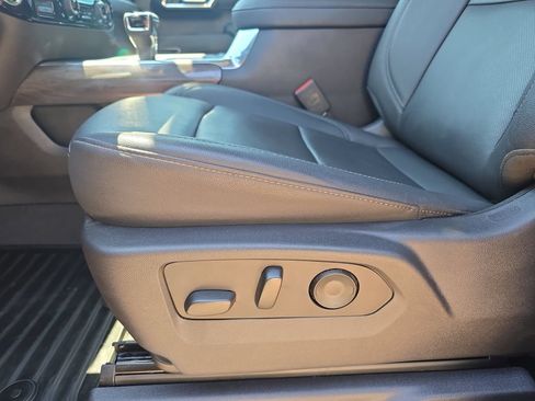 Used 2024 Chevrolet Silverado 1500 LTZ w/ LTZ Convenience Package II AWD/4WD image 30