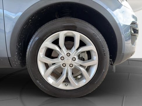 Used 2019 Land Rover Discovery Sport HSE AWD/4WD image 23