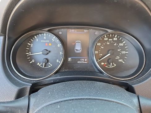 Used 2019 Nissan Rogue Sport S w/ Appearance Package image 8