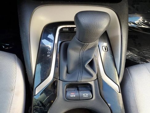 Used 2020 Toyota Corolla LE image 27