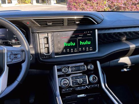 Used 2023 GMC Yukon XL Denali w/ Max Trailering Package image 7