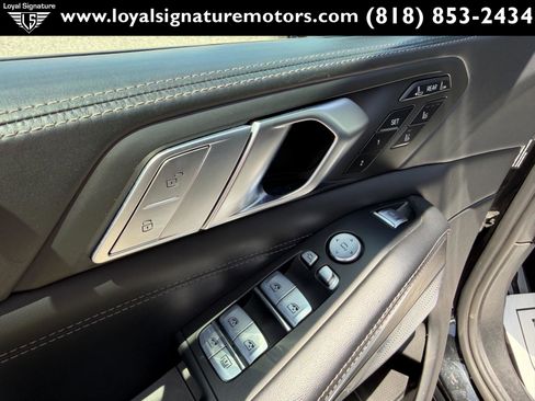Used 2021 BMW X7 M50i w/ Executive Package AWD/4WD image 32