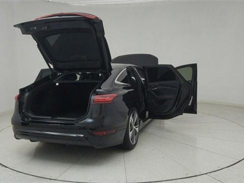 Used 2025 Audi A6 e-tron Prestige w/ Black Warm Weather Package image 79