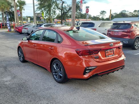 Used 2020 Kia Forte GT-Line w/ GT-Line Premium Package FWD image 4