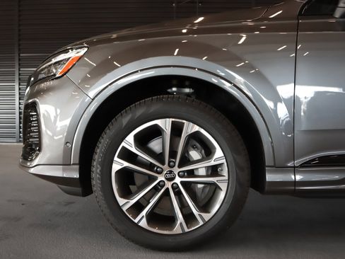 New 2026 Audi Q7 2.0T Premium image 5