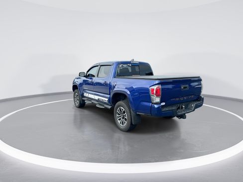 Used 2022 Toyota Tacoma TRD Sport w/ Technology Package AWD/4WD image 7