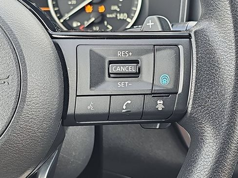 Used 2021 Nissan Rogue SV AWD/4WD image 23