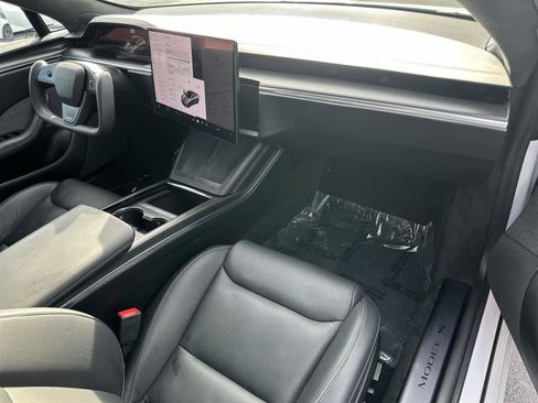 Used 2023 Tesla Model S Plaid image 12