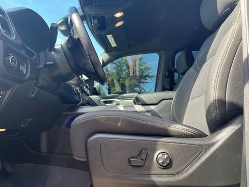 Used 2020 RAM 1500 Big Horn RWD image 9