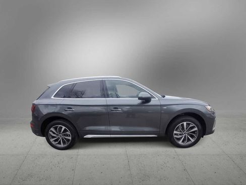 Used 2023 Audi Q5 2.0T Premium Plus w/ Premium Plus Package AWD/4WD image 9