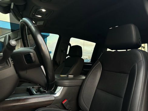 Used 2024 GMC Sierra 2500 SLT w/ SLT Premium Package image 13