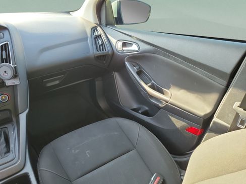 Used 2018 Ford Focus SEL FWD image 10