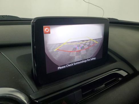 Used 2019 MAZDA MX-5 Miata RF Grand Touring image 23