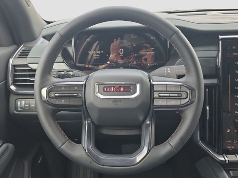 New 2026 GMC Acadia AT4 w/ Luxury Package AWD/4WD image 9