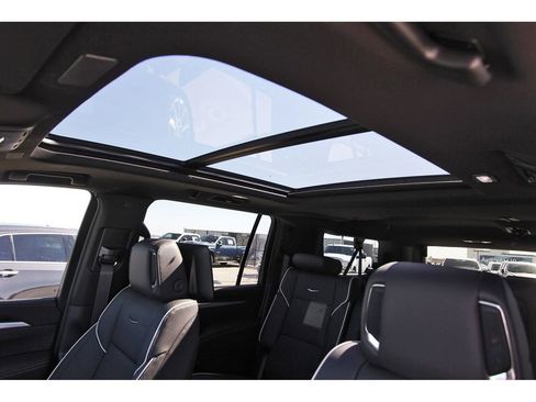 New 2026 Cadillac Escalade ESV Sport image 24