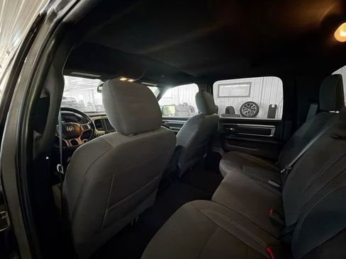 Used 2021 RAM 1500 Classic Warlock AWD/4WD image 9