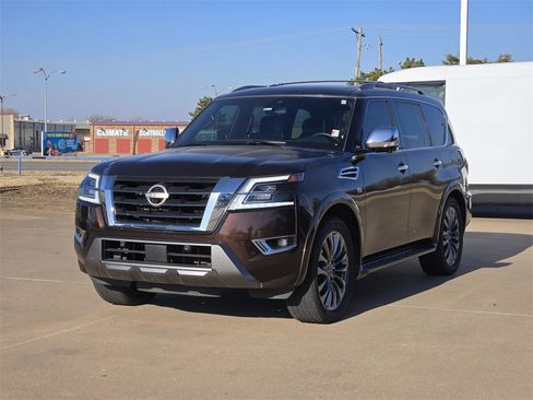 Used 2021 Nissan Armada Platinum w/ Captain's Chairs Package image 3