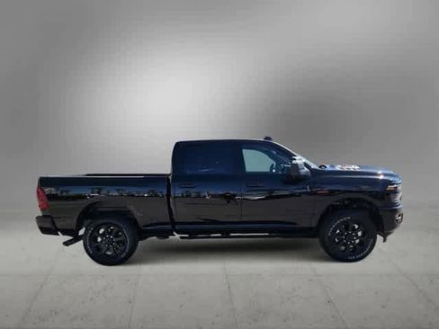 New 2026 RAM 2500 Laramie AWD/4WD image 9