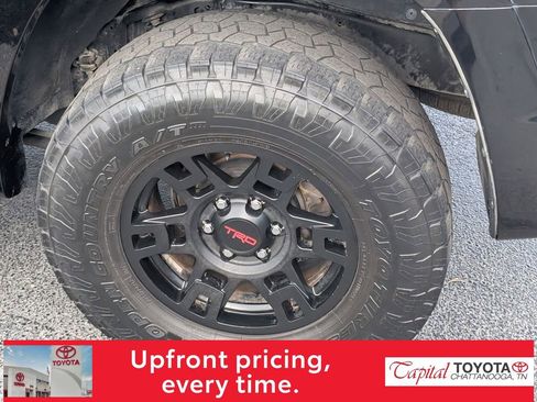Used 2010 Toyota 4Runner SR5 RWD image 9