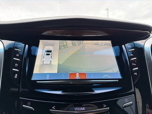 Used 2018 Cadillac Escalade ESV Luxury image 30