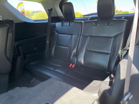 Used 2021 Ford Explorer XLT w/ Equipment Group 202A image 21