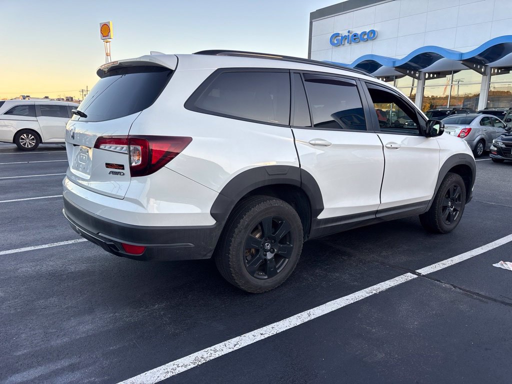 Used 2022 Honda Pilot TrailSport image 2
