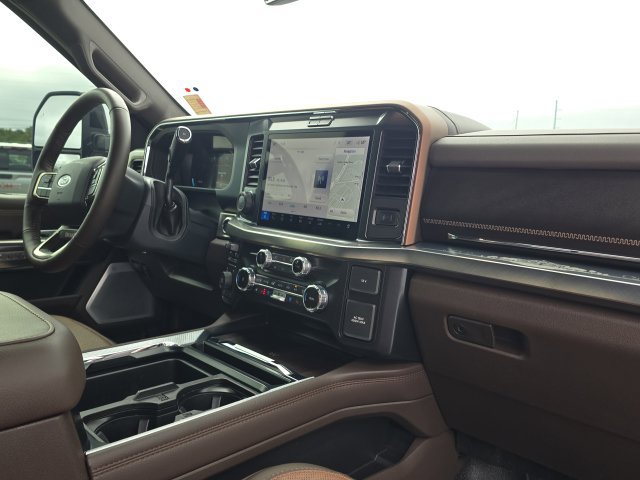 Used 2026 Ford F350 King Ranch w/ FX4 Off-Road Package AWD/4WD image 22