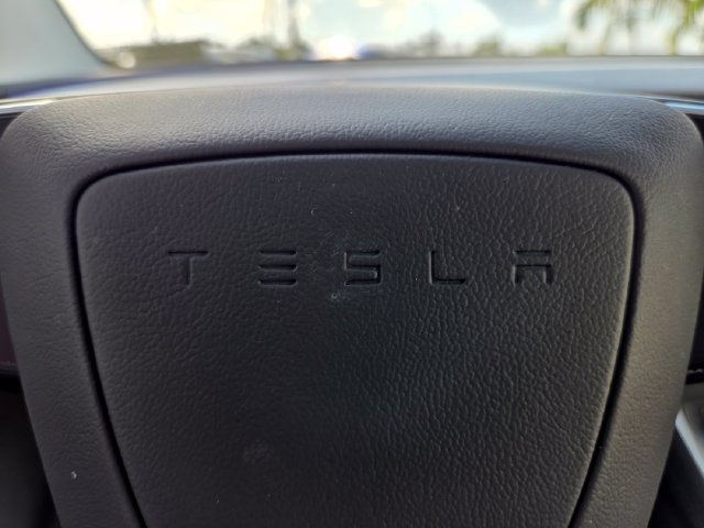 Used 2026 Tesla Model Y Long Range RWD image 41