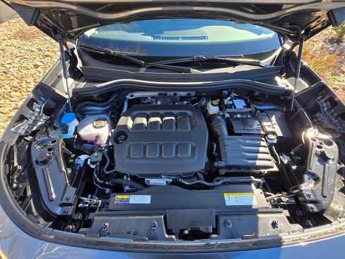 New 2026 Volkswagen Tiguan SE image 20