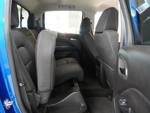 Used 2018 GMC Canyon SLE w/ SLE Convenience Package AWD/4WD image 30