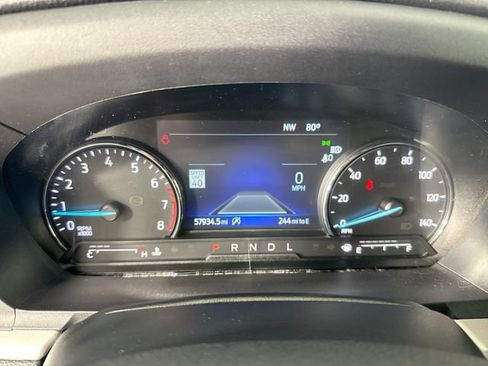 Used 2021 Ford Explorer XLT w/ Equipment Group 202A AWD/4WD image 17