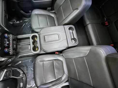Used 2019 Chevrolet Silverado 1500 LTZ w/ LTZ Plus Package AWD/4WD image 23