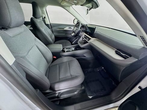 New 2026 Ford Explorer Active image 27