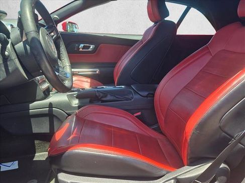 Used 2016 Ford Mustang GT Premium RWD image 13