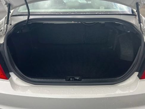 Used 2011 Ford Fusion S FWD image 10