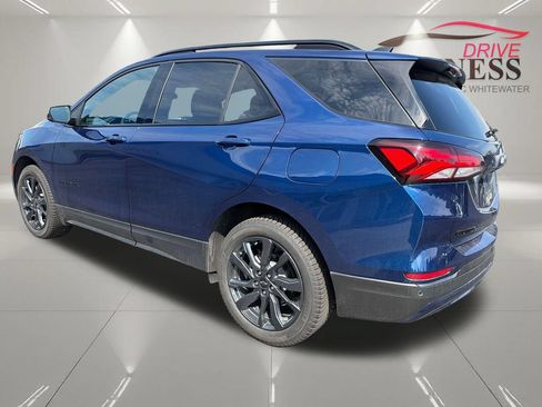 Used 2022 Chevrolet Equinox RS w/ RS Leather Package AWD/4WD image 6