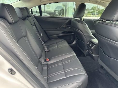 Used 2022 Lexus ES 350 Ultra Luxury image 23