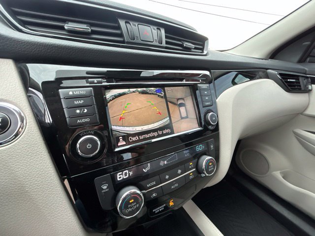 Used 2019 Nissan Rogue Sport SL FWD image 22