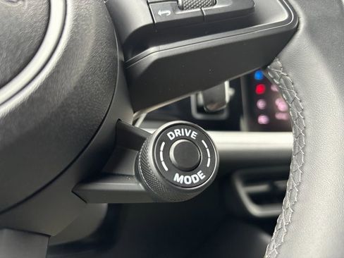 Certified 2025 Porsche Cayenne Coupe image 17