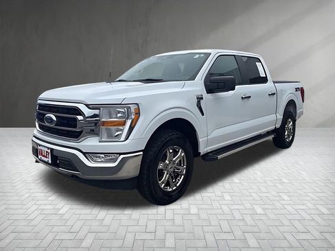 Used 2022 Ford F150 XLT w/ XTR Package AWD/4WD image 9