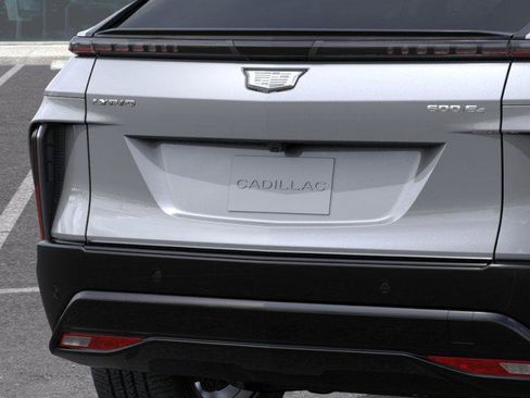 New 2025 Cadillac Lyriq Sport image 15