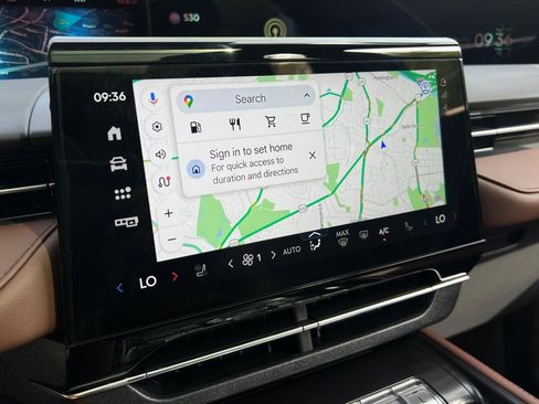 New 2026 Lincoln Nautilus Reserve AWD/4WD image 17