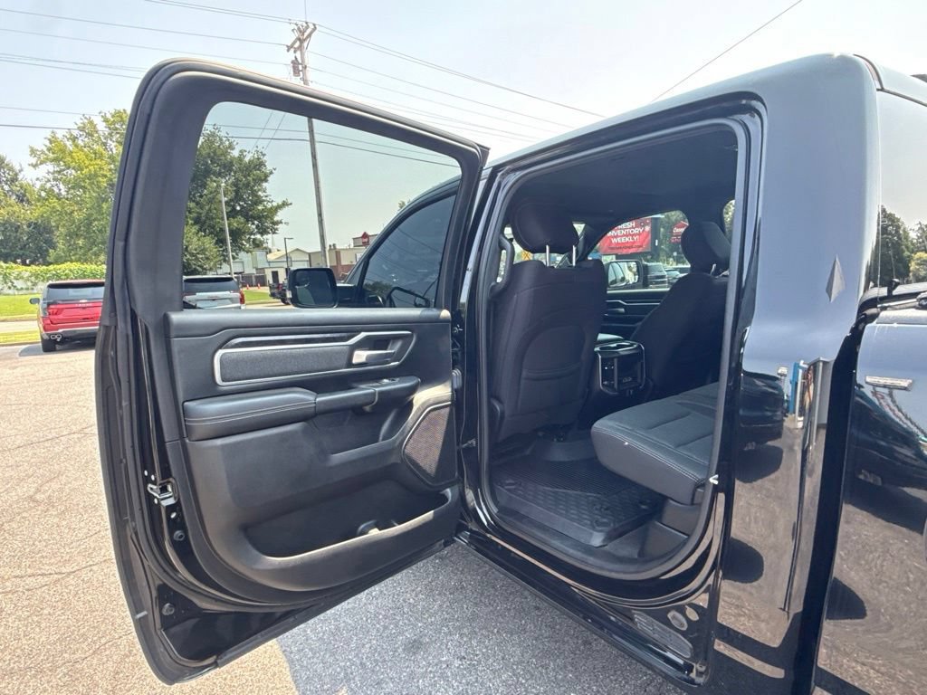 Used 2019 RAM 1500 Big Horn AWD/4WD image 8