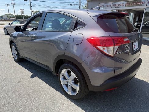 Used 2020 Honda HR-V LX image 5