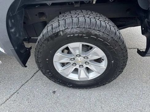 Used 2021 Chevrolet Silverado 1500 LT RWD image 13