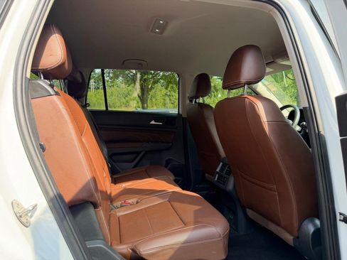 Used 2023 Volkswagen Atlas SE AWD/4WD image 10