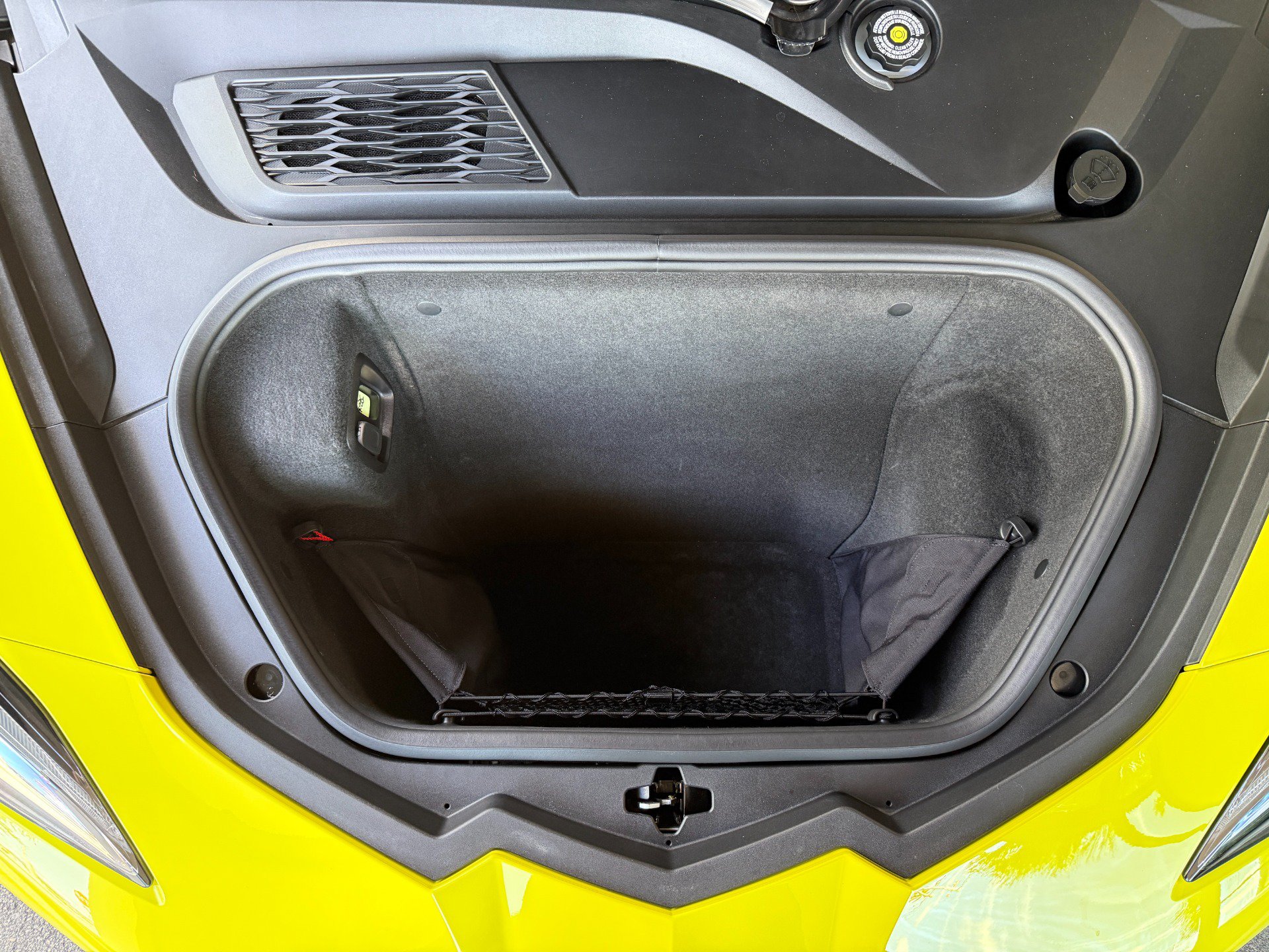 Used 2024 Chevrolet Corvette Z06 w/ Battery Protection Package RWD image 31